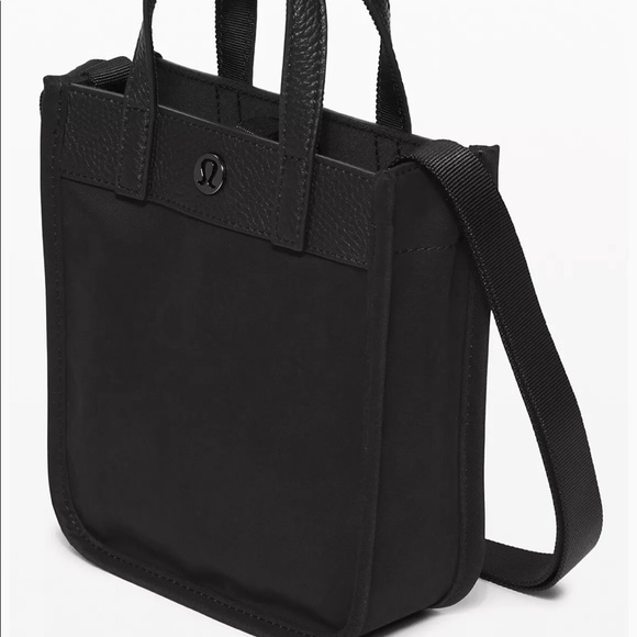 Lululemon🍋Now and Always tote-Micro⭐️firm price - Picture 4 of 15